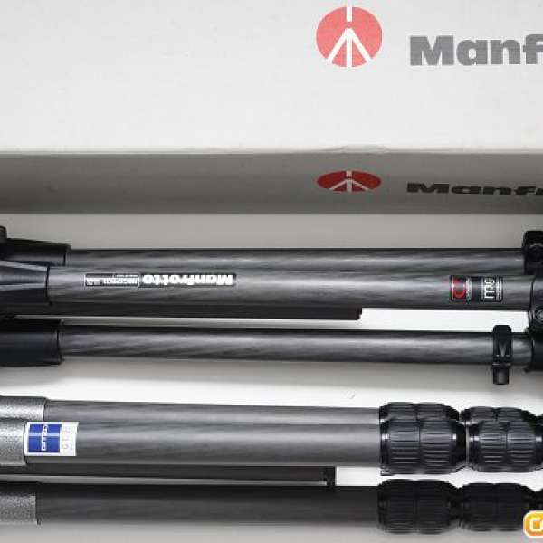 Gitzo G1228 MK2 及  Manfrotto 190CX Pro3 兩支碳纖腳均超越95%新