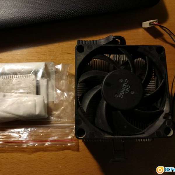 AMD Athlon II x4 635 (4 x 2.9 Ghz) 連 原裝散熱器