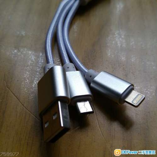 全新 iPhone 和 Android USB 义電線