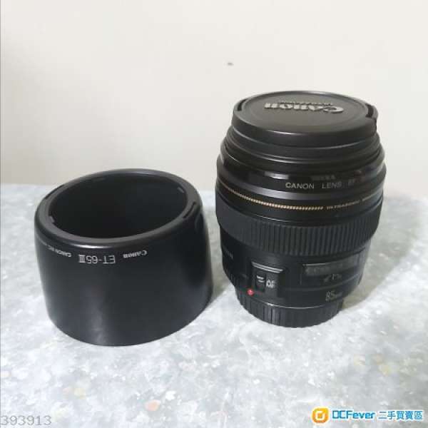 Canon EF 85mm f/1.8 USM及遮光罩