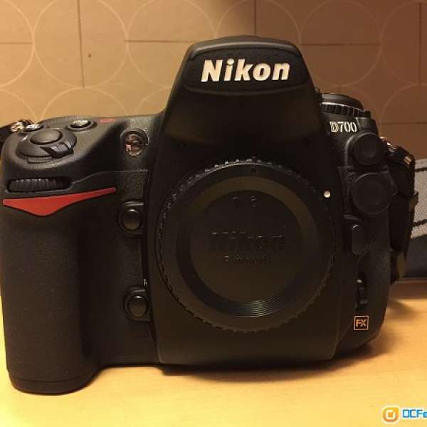 Nikon D700 (MD-D10)+70-200 f2.8+24-120 f4+SB900+Sigma 150 macro