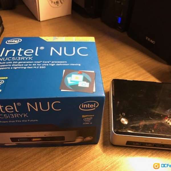 Intel NUC NUC5i3YRK 5代i3 4gb ram 128gb ssd