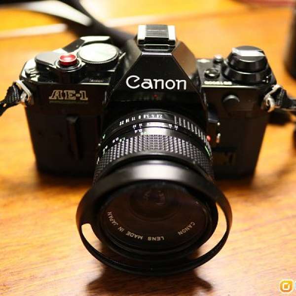 Canon AE-1P + 35mm/2.8