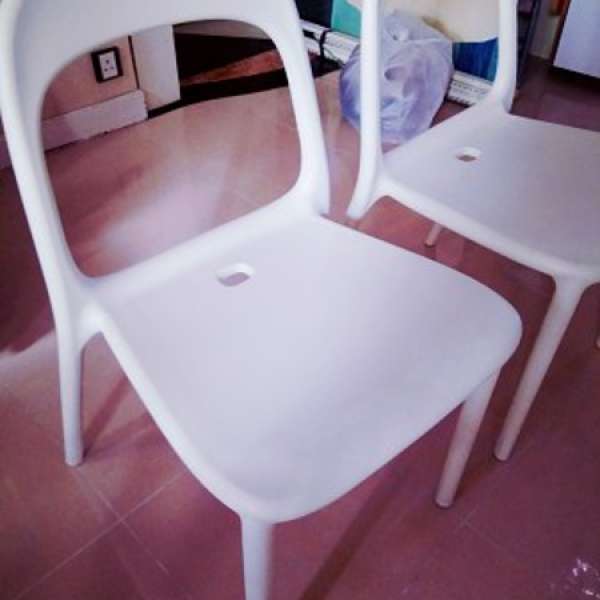 Ikea 餐椅！極新！