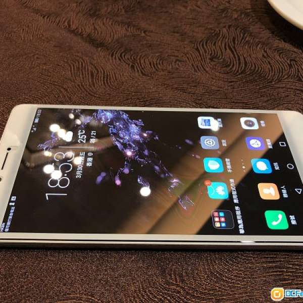 出售物品: Huawei Note 8 ,,6.6吋 2K AMOLED 雙卡, 4G+32G有玻璃貼