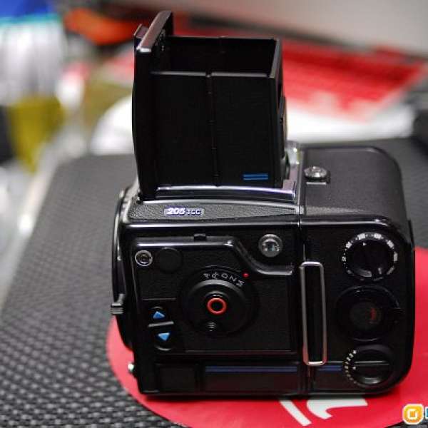95%New Hasselblad 205TCC 最強 中片幅單鏡反光相機之一