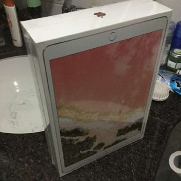 iPad Pro 10.5 64gb ROSE gold NEW