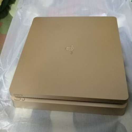 PS4 Slim 500GB 連4遊戲