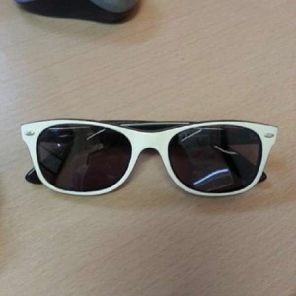 正版 極新 時款 RAYBAN 眼鏡框(2),只售HK$300(不議價)請看貨品描述