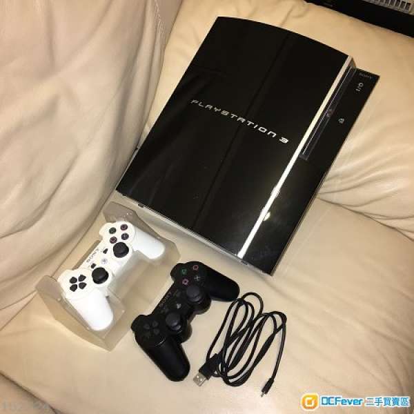 行貨 Sony PS3 80G，兩手掣，Sony藍芽無線耳筒，六隻game