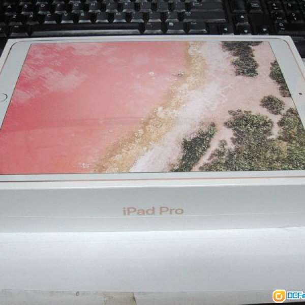 Apple iPad Pro 2nd Gen. 256GB, Wi-Fi, 10.5in - Rose Gold BRAND NEW