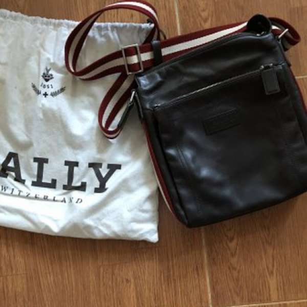 正品 bally 牛皮斜揹袋, 購自日本