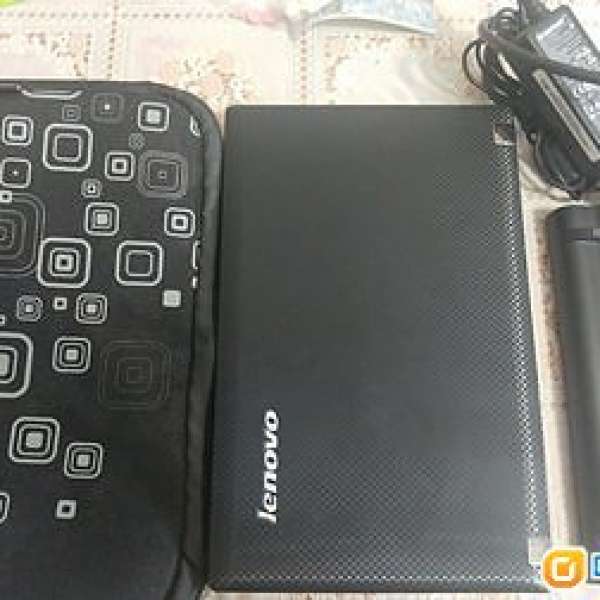 Lenovo S10-3 Netbook (壞機,著機但冇畫面,MON冇爆, Hard Disk 已折)