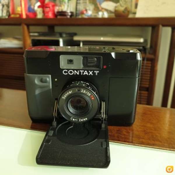 Contax T range-finder camera, same Zeiss lens on T2, with flash