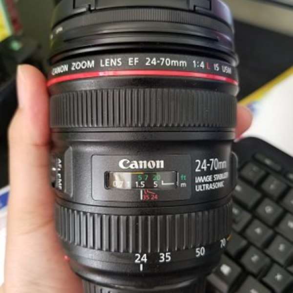 Canon EF 24-70mm F4 Marco
