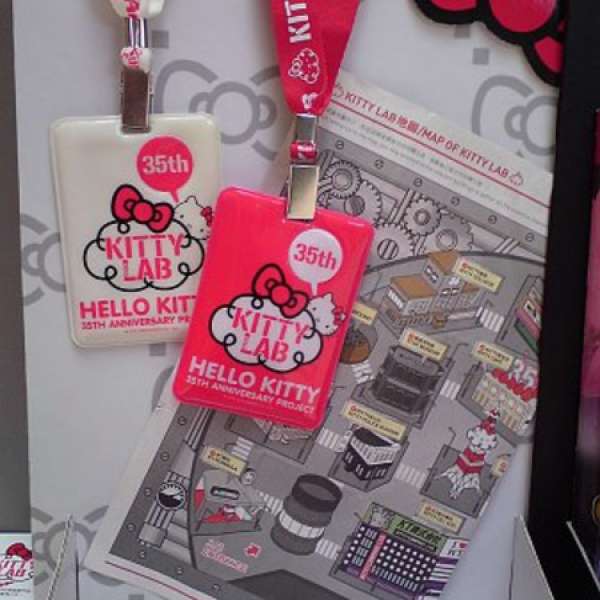 $400/全部 全新會場限量 35th Who is the next Hello Kitty Lab八達通証件套 File...