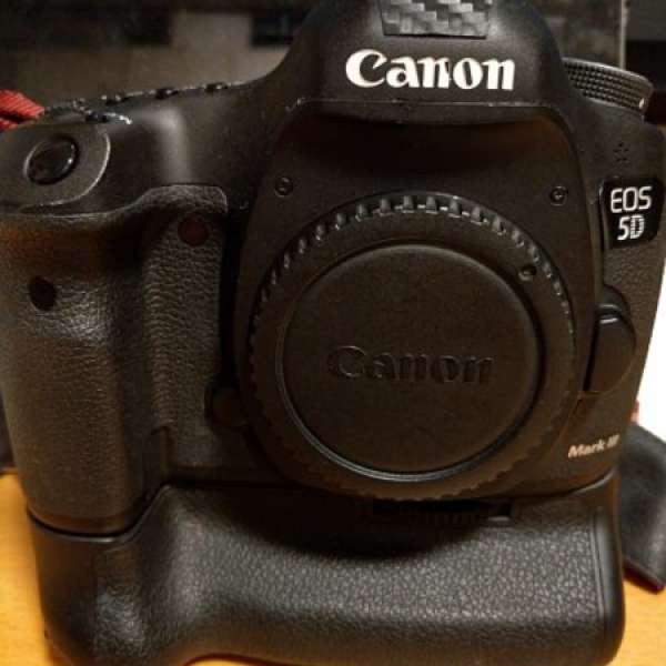 Canon 5D MK3 with BG-E11 Battery Grip