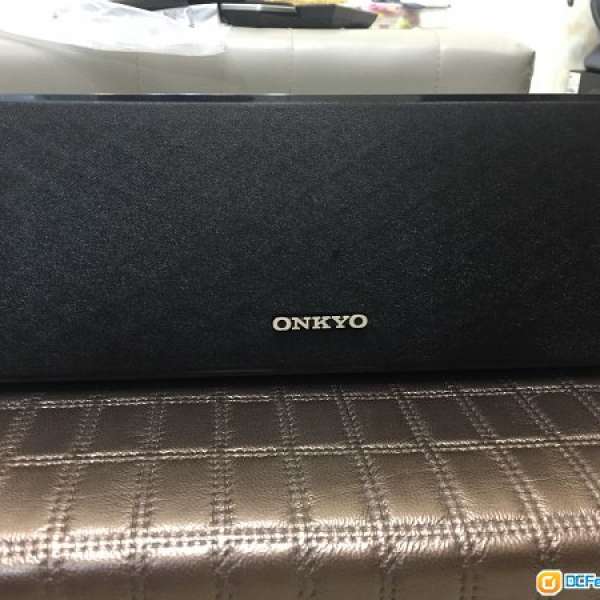 ONKYO 中置喇叭1只