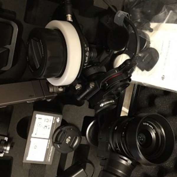 99%新DJI Osmo Pro 手持雲台可換鏡攝錄機套裝 Micro4/3連DJI FocusHandwheel 2有保養