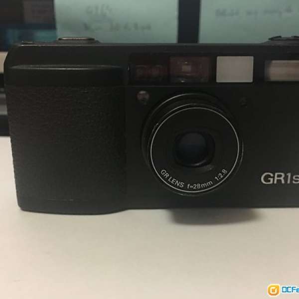 Ricoh GR1S 黑色 旁軸 135 菲林相機 自動對焦 100% work