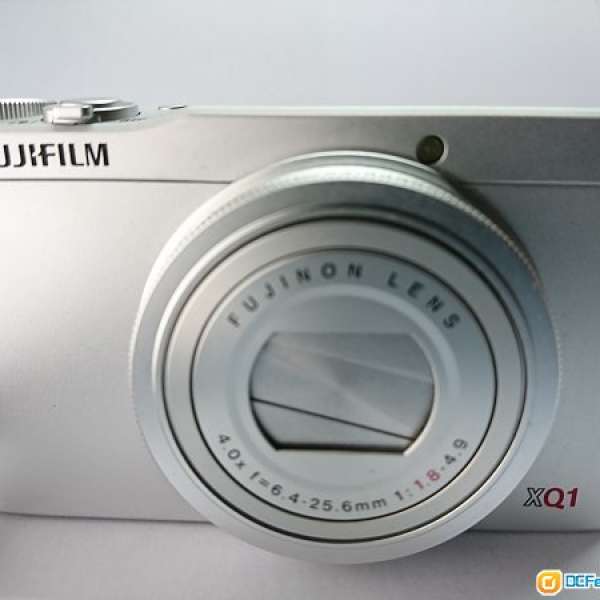 Fujifilm XQ1