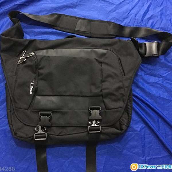 USA brand-Messenger Bag(not patagonia arcteryx gregory north face 511)