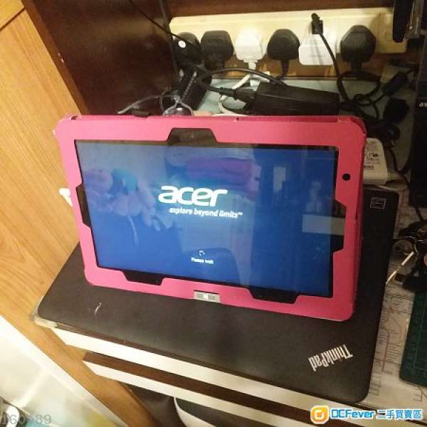 acer W700 i5-3337U 4GB RAM 128G SSD 平版手提