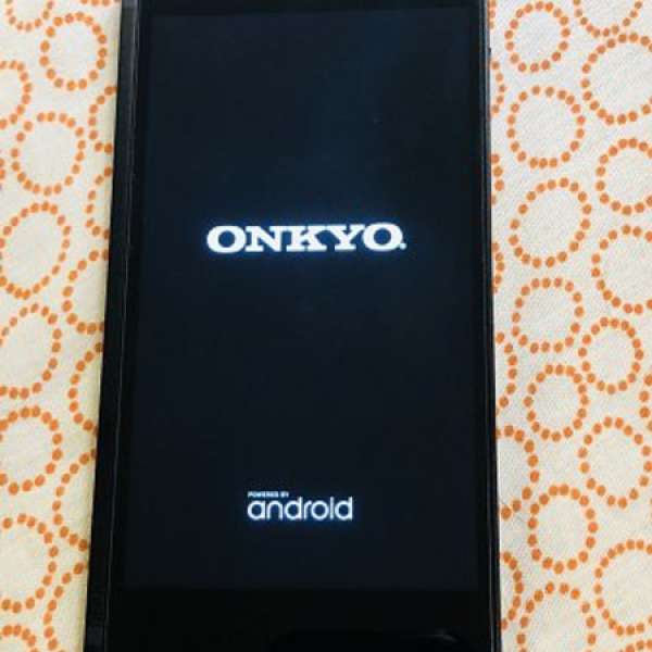 Onkyo 90%新淨 CMX1 有面貼 有膠套 有盒