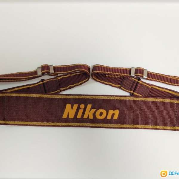 Classic Nikon 相機帶 (啡色)
