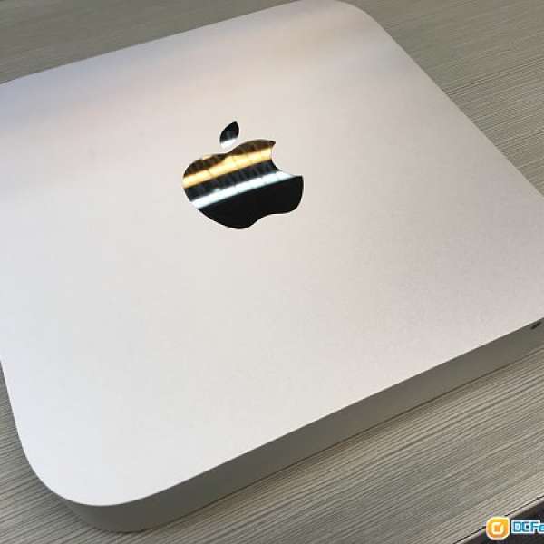 Mac Mini （i5 2.6GHz,8GB RAM, 256GB SSD)田