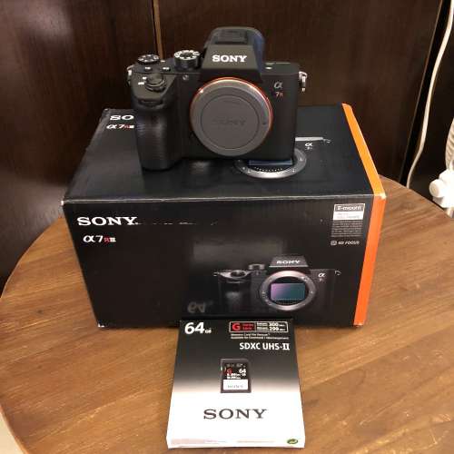 99.9%新 行貨 SONY A7R3 連兩粒原裝電 有單有保