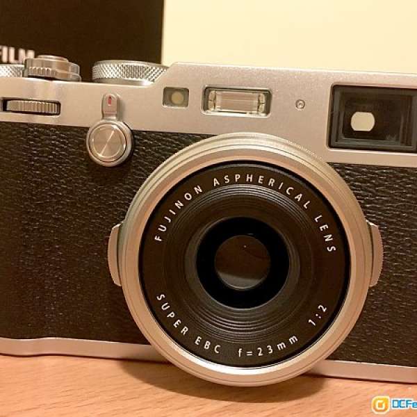 99.99% 新 Fujifilm X100F 行貨有保 全套齊 銀色