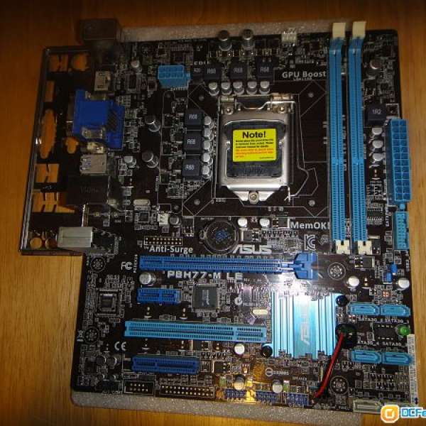 ASUS  P8H77-M LE 主機版 Socket 1155 售$250  ***另 有Antec 400W火牛只售$100