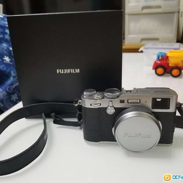 fujifilm X100F 銀色，新淨小用！