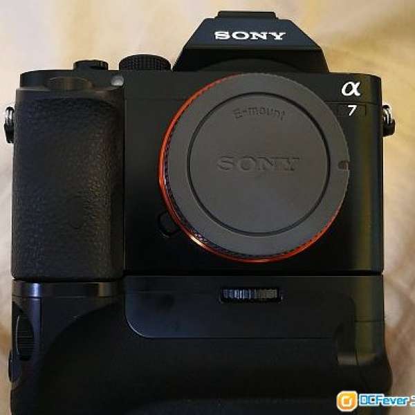 Sony A7 Body 90%new with Grip &Box