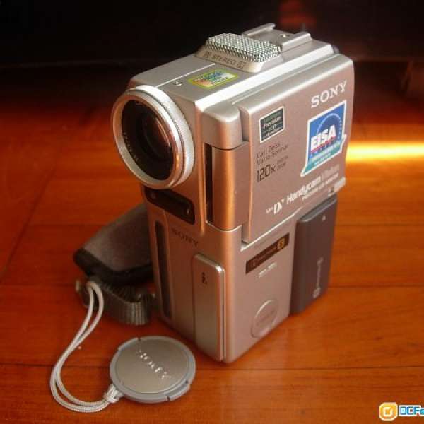 Sony  DCR-PC1E  數碼攝錄機 + NP-F10  原裝鋰電