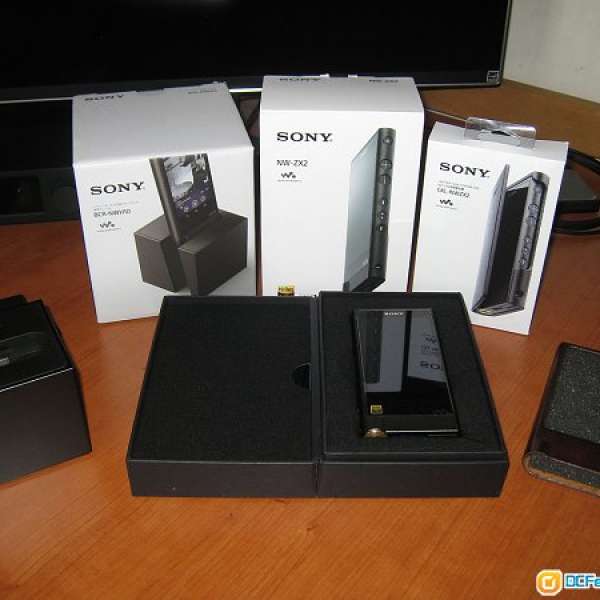 出售: SONY NW-ZX2 套裝 95%新