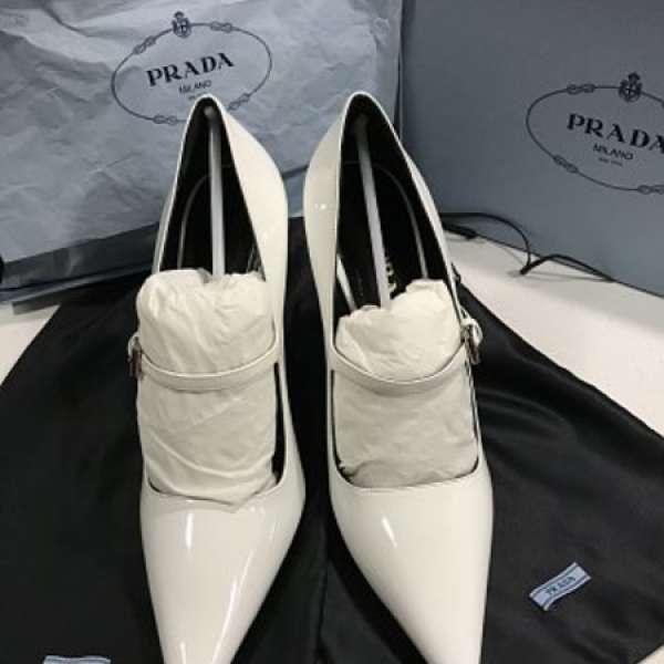 Prada high heels 全白色 漆皮 高跟鞋 配婚紗 99% 新 78%off!!!