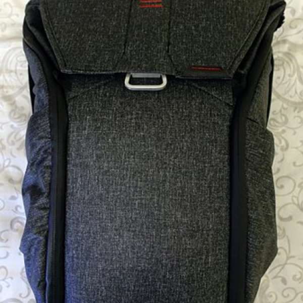出售超新深灰色 Peak Design Everyday Backpack 20L