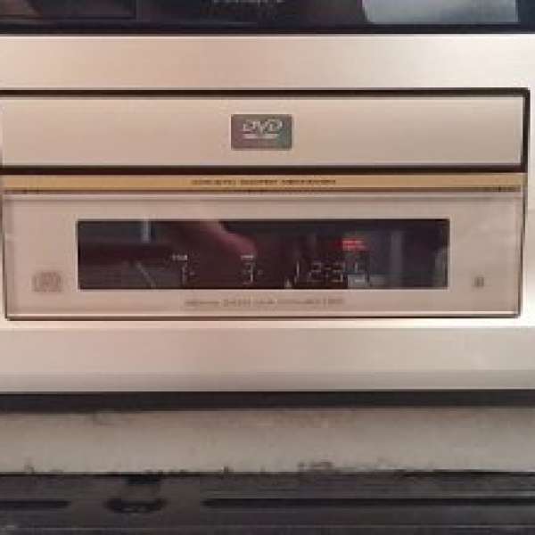 Pioneer DV-S737 DVD player