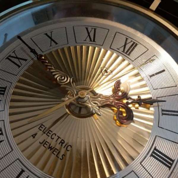 1980年日本制古董金屬高頻石英時鐘