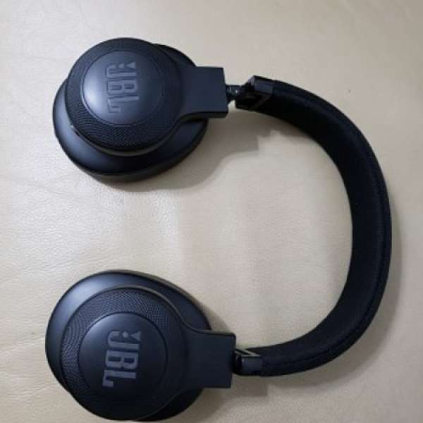 JBL E55BT 籃芽耳机