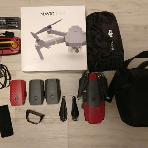 DJI Mavic Pro with 4 battery