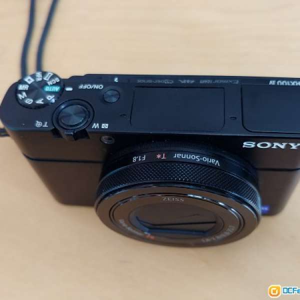 95% new sony rx100 rx100iv m4 iv mark 4 , 行 淨機過保 送sony手持控制杆