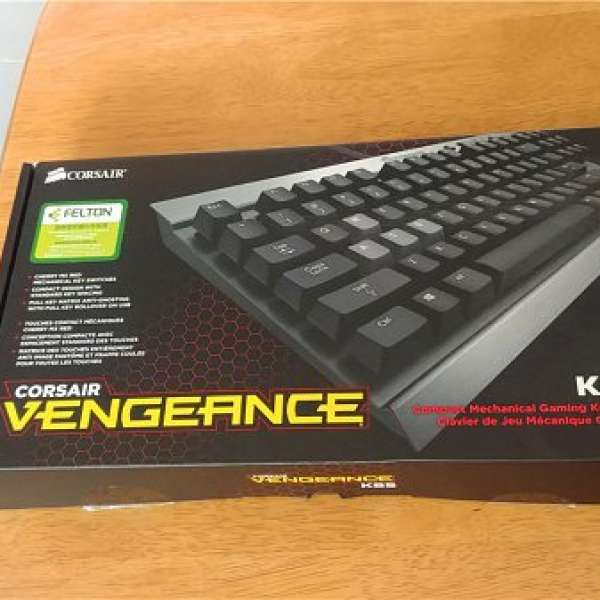 CORSAIR K65 機械鍵盤 cherry紅軸