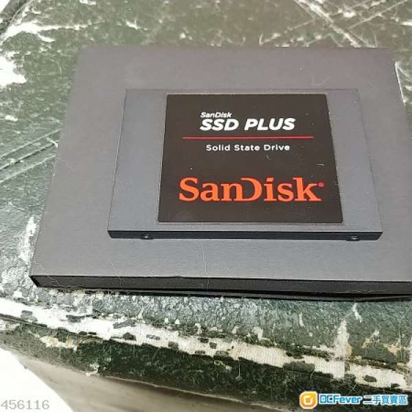 SanDisk SSD PLUS 240G