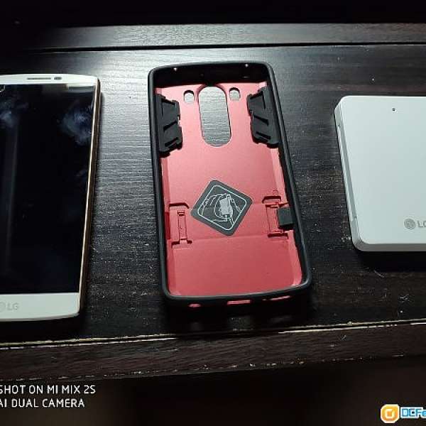 LG V10 正行貨64G 白金色,90%new 双電 無線充電