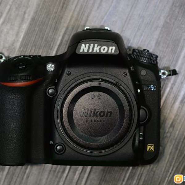 Nikon D750 (9成新)