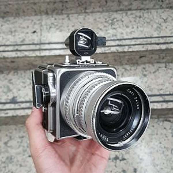 Hasselblad SWC with original leather strap and lens cap