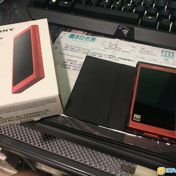 SONY NW-A35 紅色